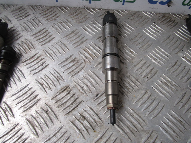 MAN TGL DO834 LFL54 BOSCH INJECTORS X4 - Obrada goriva/ Dostava goriva za Kamion: slika 3 MAN TGL DO834 LFL54 BOSCH INJECTORS X4 - Obrada goriva/ Dostava goriva za Kamion: slika 3