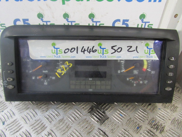 MERCEDES ATEGO 1823 CLOCK CLUSTER P/NO A001 446 5021 - Električni sistem za Kamion: slika 1 MERCEDES ATEGO 1823 CLOCK CLUSTER P/NO A001 446 5021 - Električni sistem za Kamion: slika 1