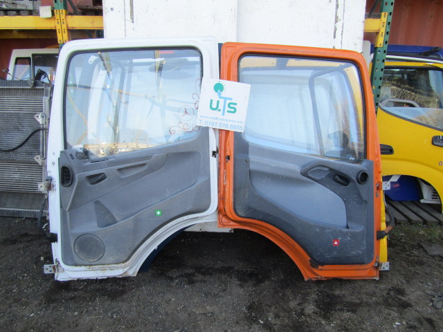 MERCEDES ATEGO/AXOR COMPLETE DOORS - Kabina i enterijer za Kamion: slika 3 MERCEDES ATEGO/AXOR COMPLETE DOORS - Kabina i enterijer za Kamion: slika 3