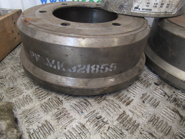 MITSUBISHI CANTER 6.5T REAR BRAKE DRUMS (PAIR) MK321855 (NEW) - Delovi kočnica za Kamion: slika 2 MITSUBISHI CANTER 6.5T REAR BRAKE DRUMS (PAIR) MK321855 (NEW) - Delovi kočnica za Kamion: slika 2