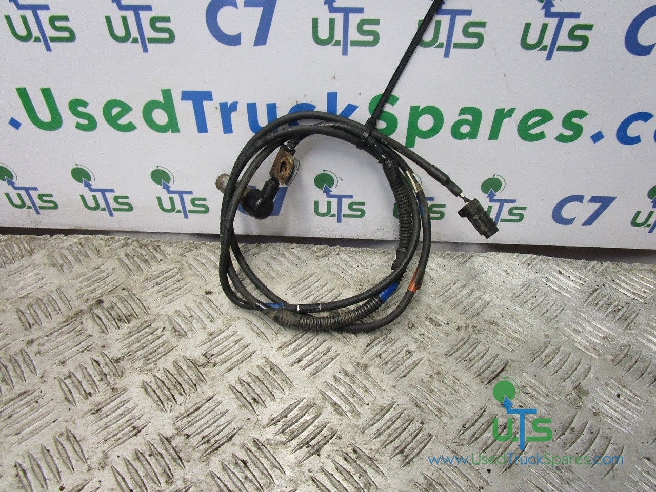 MITSUBISHI FUSO 75C OFFSIDE REAR ABS SENSOR - Delovi kočnica za Kamion: slika 1 MITSUBISHI FUSO 75C OFFSIDE REAR ABS SENSOR - Delovi kočnica za Kamion: slika 1