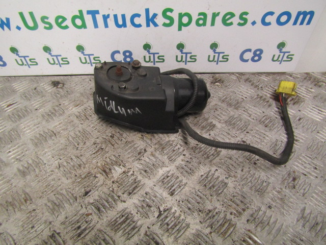 RENAULT MIDLUM DCI WIPER MOTOR P/NO 53558402 - Kabina i enterijer za Kamion: slika 2 RENAULT MIDLUM DCI WIPER MOTOR P/NO 53558402 - Kabina i enterijer za Kamion: slika 2