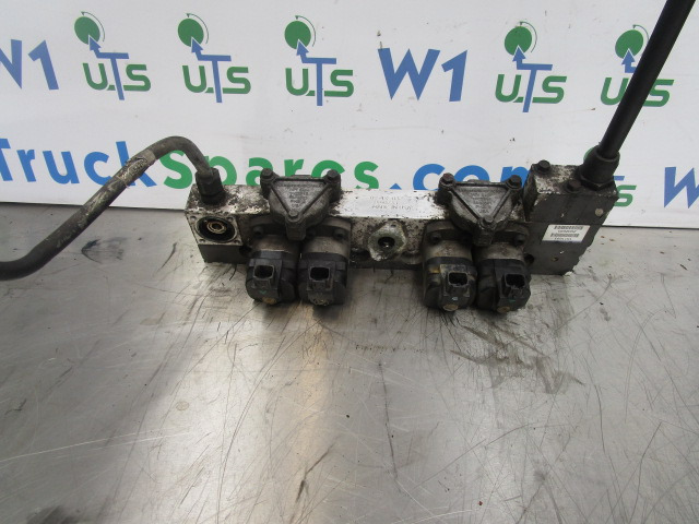 SCANIA 124 420 DC1203 INJECTOR RAIL 1440233/1511693 - Motor i delovi za Kamion: slika 4 SCANIA 124 420 DC1203 INJECTOR RAIL 1440233/1511693 - Motor i delovi za Kamion: slika 4