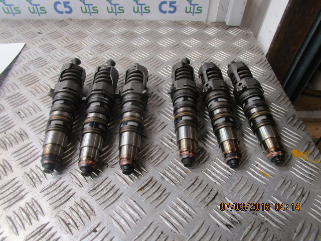 SCANIA 124 420 DC1203 INJECTORS (6) 4076912 - Obrada goriva/ Dostava goriva za Kamion: slika 1 SCANIA 124 420 DC1203 INJECTORS (6) 4076912 - Obrada goriva/ Dostava goriva za Kamion: slika 1