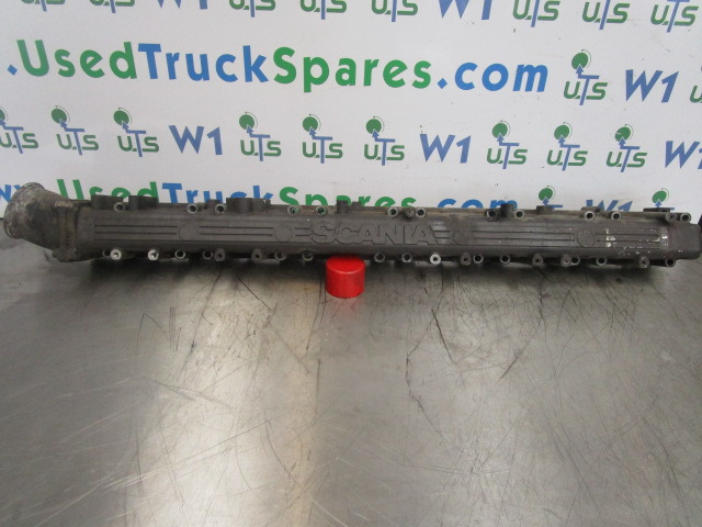 SCANIA 124 420 DC1203 INLET MANIFOLD 1474817 - Motor i delovi za Kamion: slika 1 SCANIA 124 420 DC1203 INLET MANIFOLD 1474817 - Motor i delovi za Kamion: slika 1