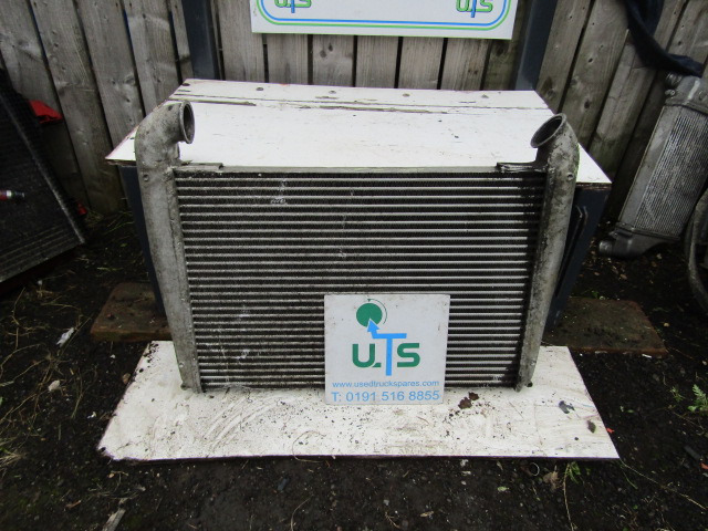 SCANIA 144-380 INTERCOOLER - Radijator za Kamion: slika 1 SCANIA 144-380 INTERCOOLER - Radijator za Kamion: slika 1