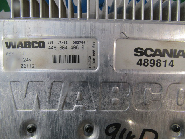 SCANIA P94 ABS ECU WABCO P/NO 4460044060 / SCANIA 489814 - Upravljačka jedinica za Kamion: slika 2 SCANIA P94 ABS ECU WABCO P/NO 4460044060 / SCANIA 489814 - Upravljačka jedinica za Kamion: slika 2