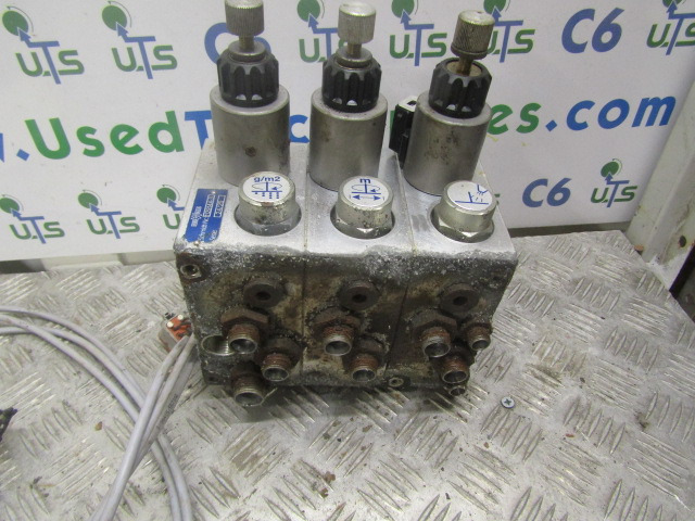 SCHMIDT STRATOS HYDRAULIC PACK P/NO 1129144-3 (WEBER HYDRAULIK SERIAL NO 24/24) - Hidraulika za Korisno/ Posebno vozilo: slika 4 SCHMIDT STRATOS HYDRAULIC PACK P/NO 1129144-3 (WEBER HYDRAULIK SERIAL NO 24/24) - Hidraulika za Korisno/ Posebno vozilo: slika 4