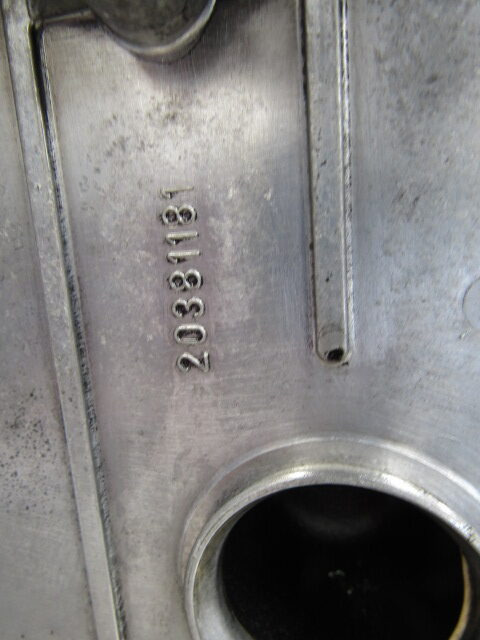 VOLVO FH D12D BOTTOM ENGINE COVER P/NO 20381181/3169649 - Motor i delovi za Kamion: slika 2 VOLVO FH D12D BOTTOM ENGINE COVER P/NO 20381181/3169649 - Motor i delovi za Kamion: slika 2