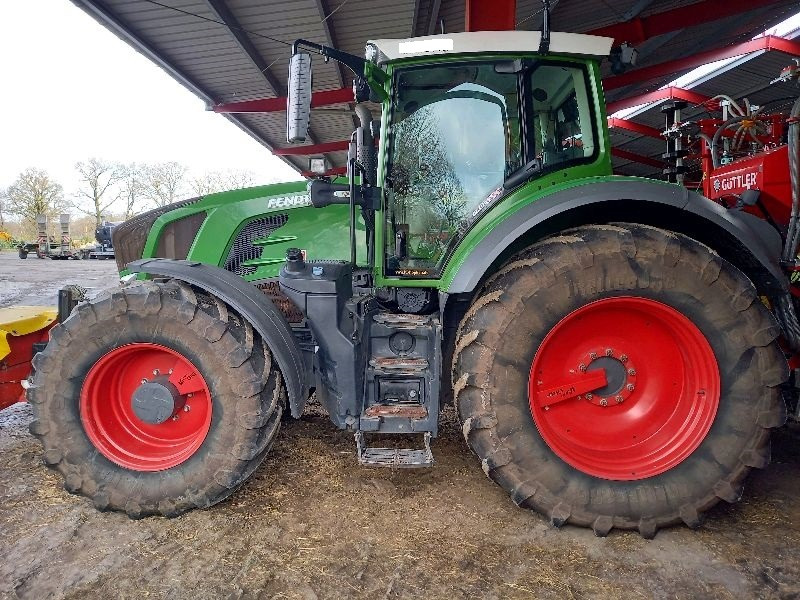 Fendt 824 - Traktor: slika 1 Fendt 824 - Traktor: slika 1