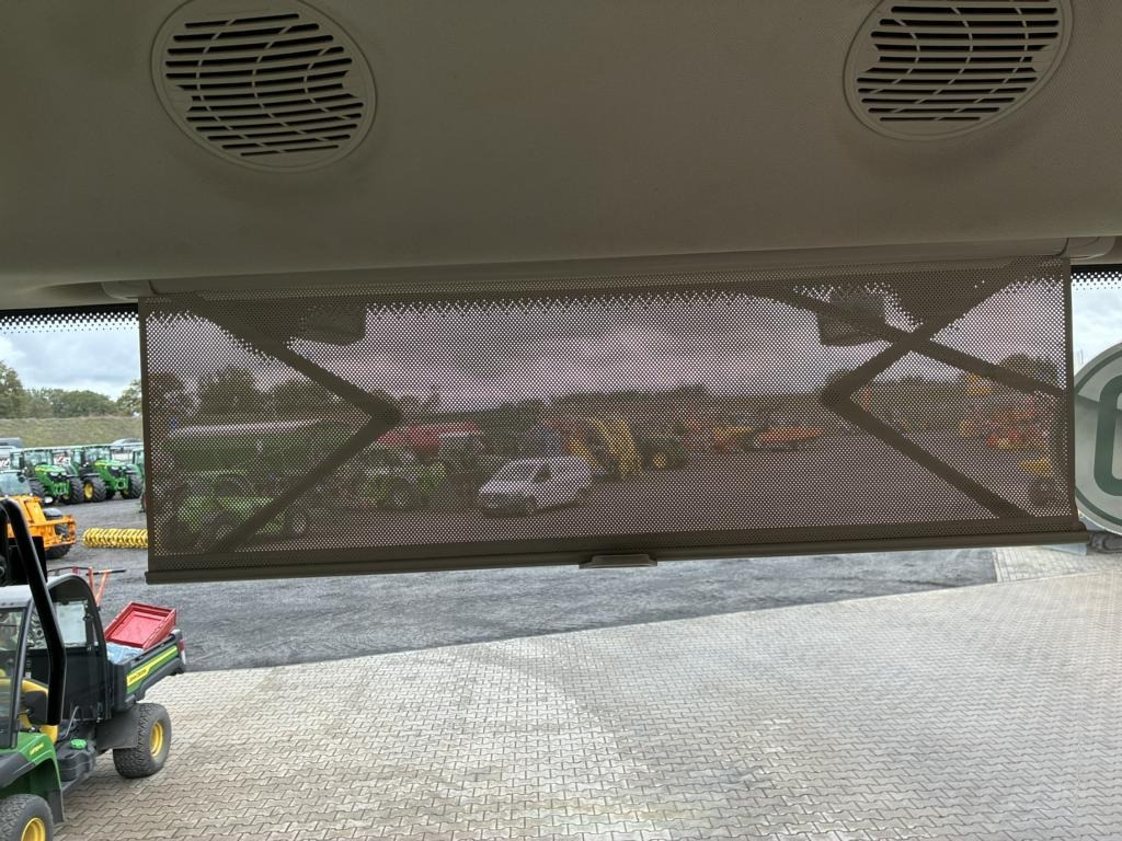 John Deere 6215R - Traktor: slika 5 John Deere 6215R - Traktor: slika 5