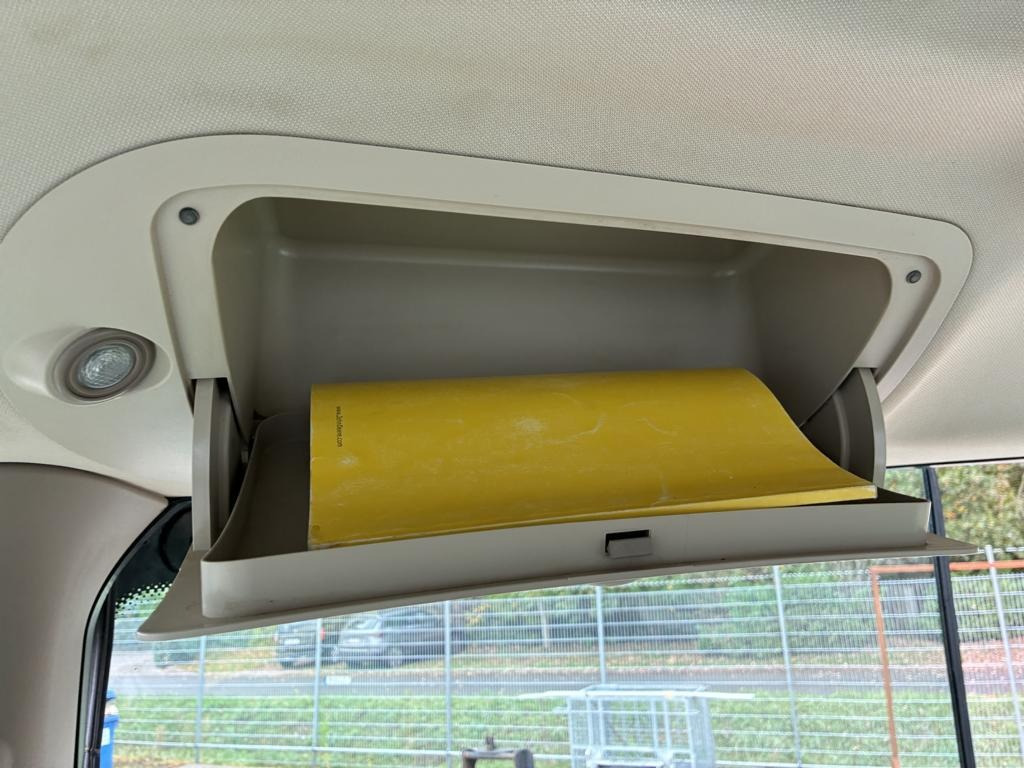 John Deere 6215R - Traktor: slika 4 John Deere 6215R - Traktor: slika 4