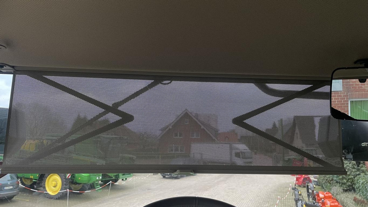 John Deere 7R330 - Traktor: slika 4 John Deere 7R330 - Traktor: slika 4