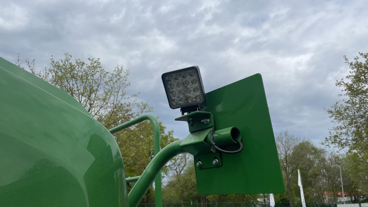 John Deere RUNDBALLENPRESSE F441R - Omotač za bale: slika 4 John Deere RUNDBALLENPRESSE F441R - Omotač za bale: slika 4