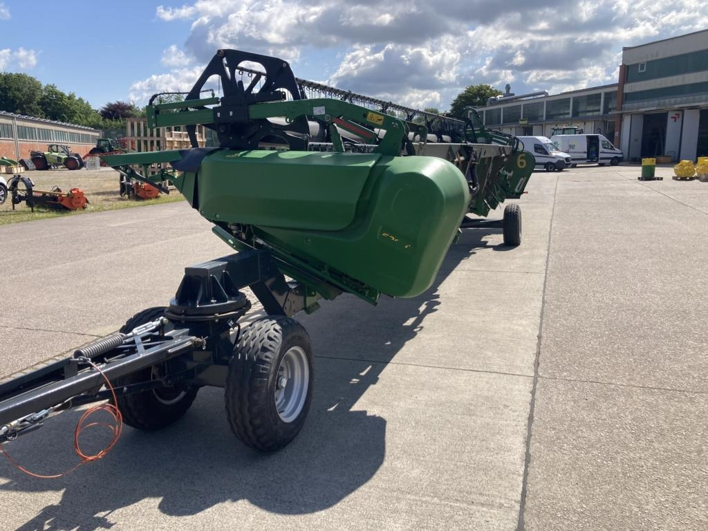 John Deere SCHNEIDWERK 630X - Kombinovani kombajn: slika 2 John Deere SCHNEIDWERK 630X - Kombinovani kombajn: slika 2