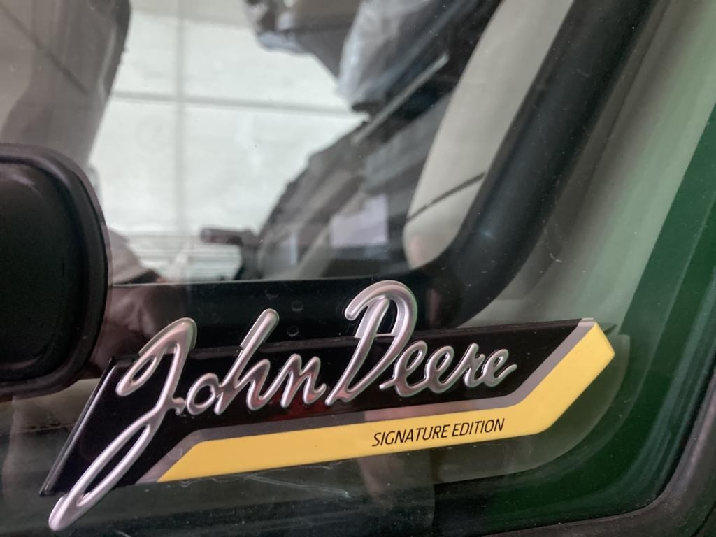 John Deere TRAKTOR 8R370 - Traktor: slika 2 John Deere TRAKTOR 8R370 - Traktor: slika 2