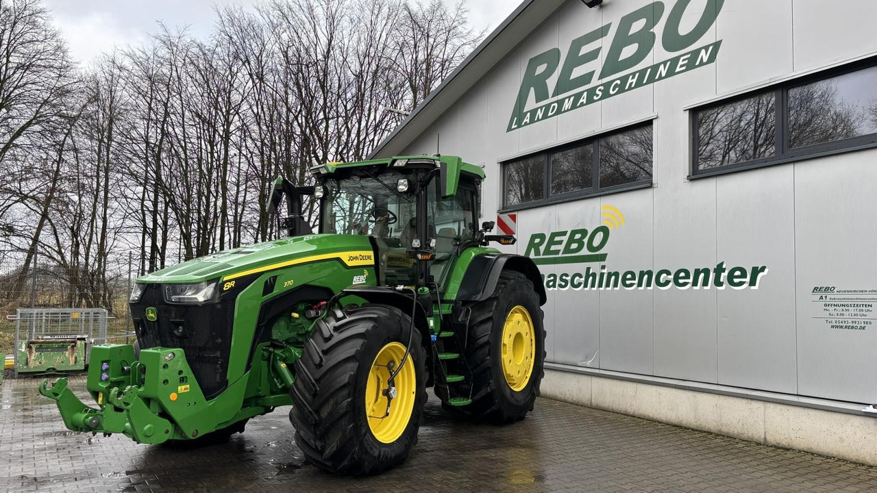 John Deere TRAKTOR 8R370 - Traktor: slika 1 John Deere TRAKTOR 8R370 - Traktor: slika 1