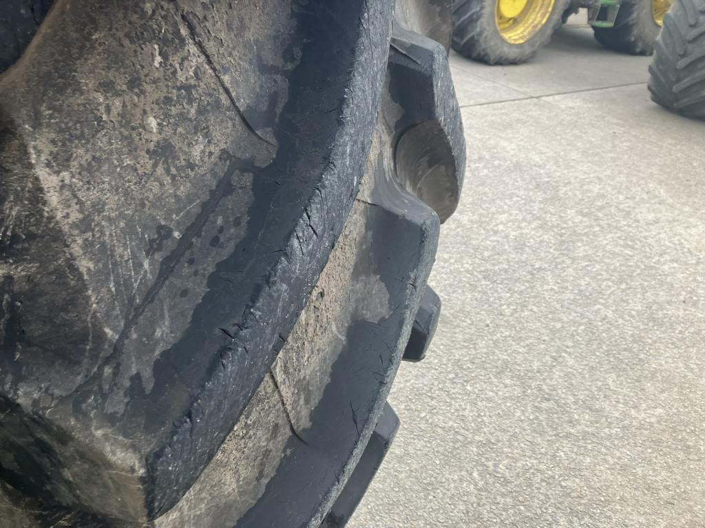 Traktor novi John Deere TRAKTOR 8R410: slika 6 Traktor novi John Deere TRAKTOR 8R410: slika 6