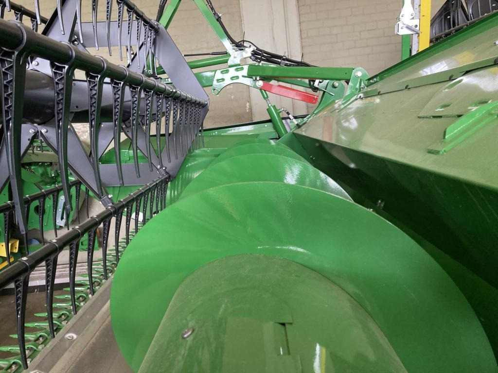 John Deere VARIABLES SCHNEIDWERK 722X MY2 - Kombinovani kombajn: slika 3 John Deere VARIABLES SCHNEIDWERK 722X MY2 - Kombinovani kombajn: slika 3