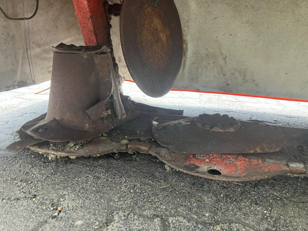 Kuhn GMD 4410 - Kosačica: slika 2 Kuhn GMD 4410 - Kosačica: slika 2