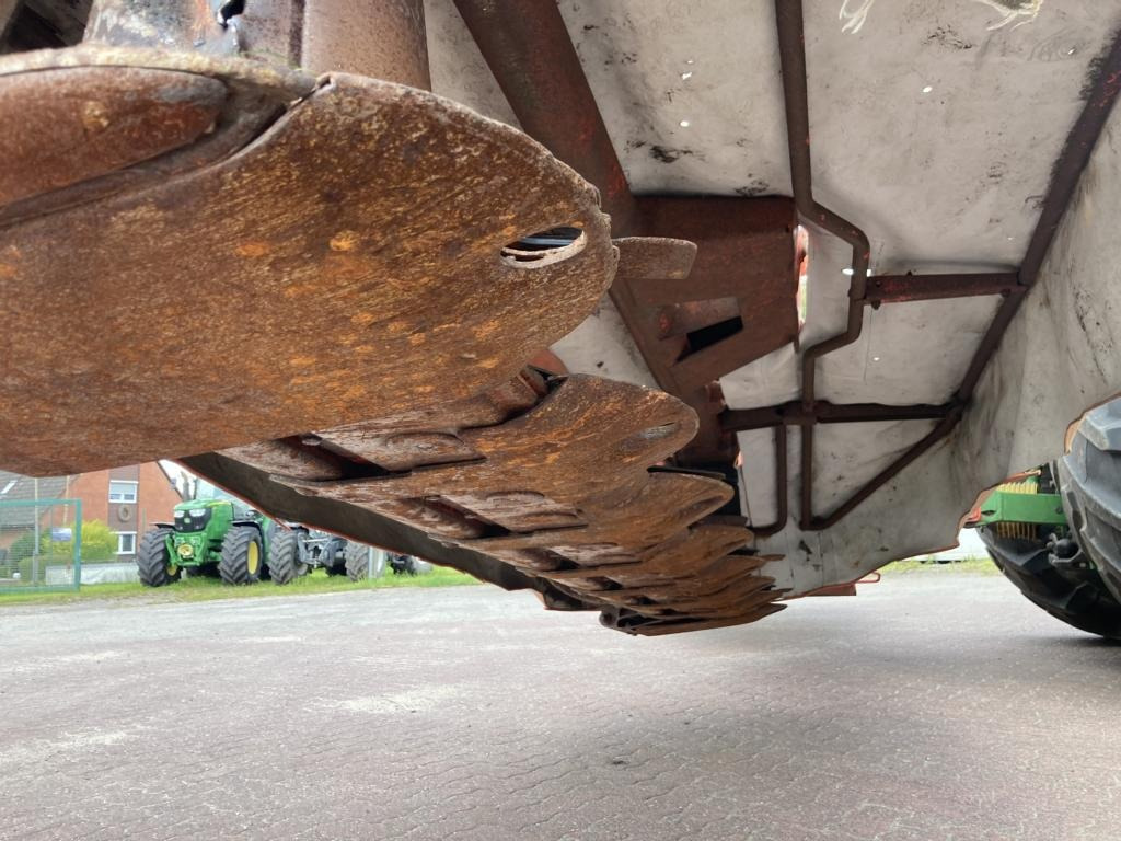 Kosačica Kuhn GMD 883: slika 8