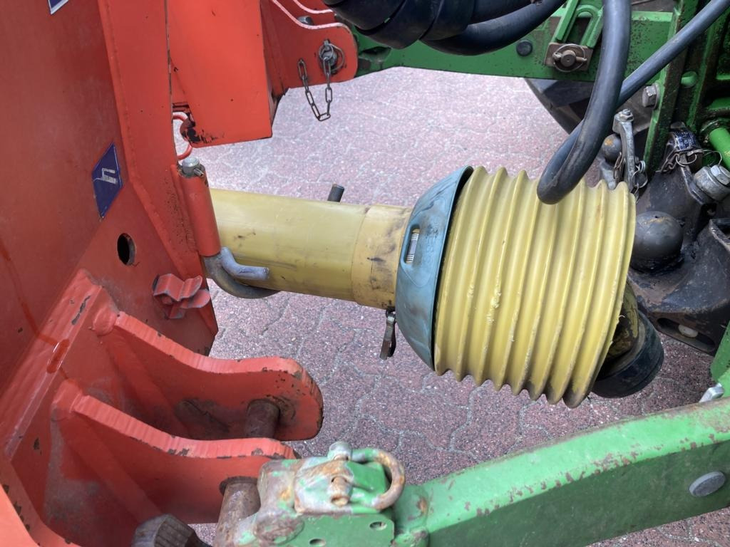 Kosačica Kuhn GMD 883: slika 17