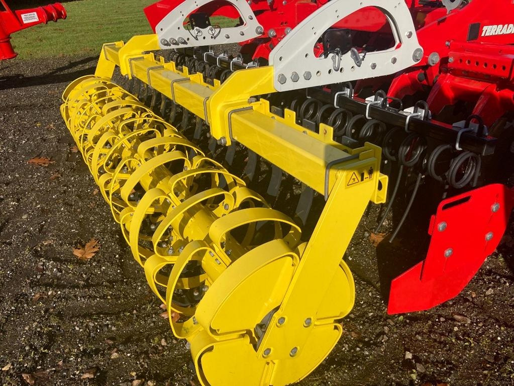 Pöttinger TERRADISC 3001 - Tanjirača: slika 4 Pöttinger TERRADISC 3001 - Tanjirača: slika 4