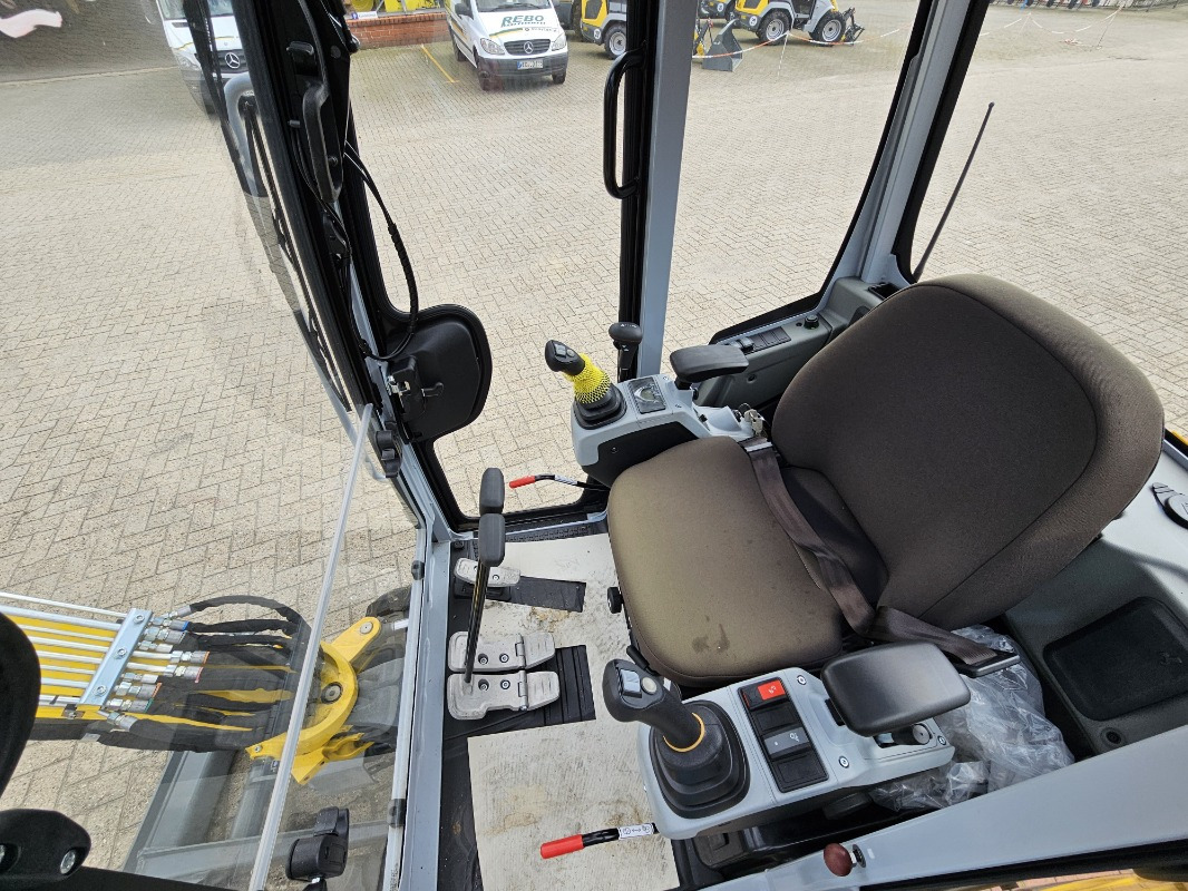 Wacker ET 18 - Mini bager: slika 4 Wacker ET 18 - Mini bager: slika 4
