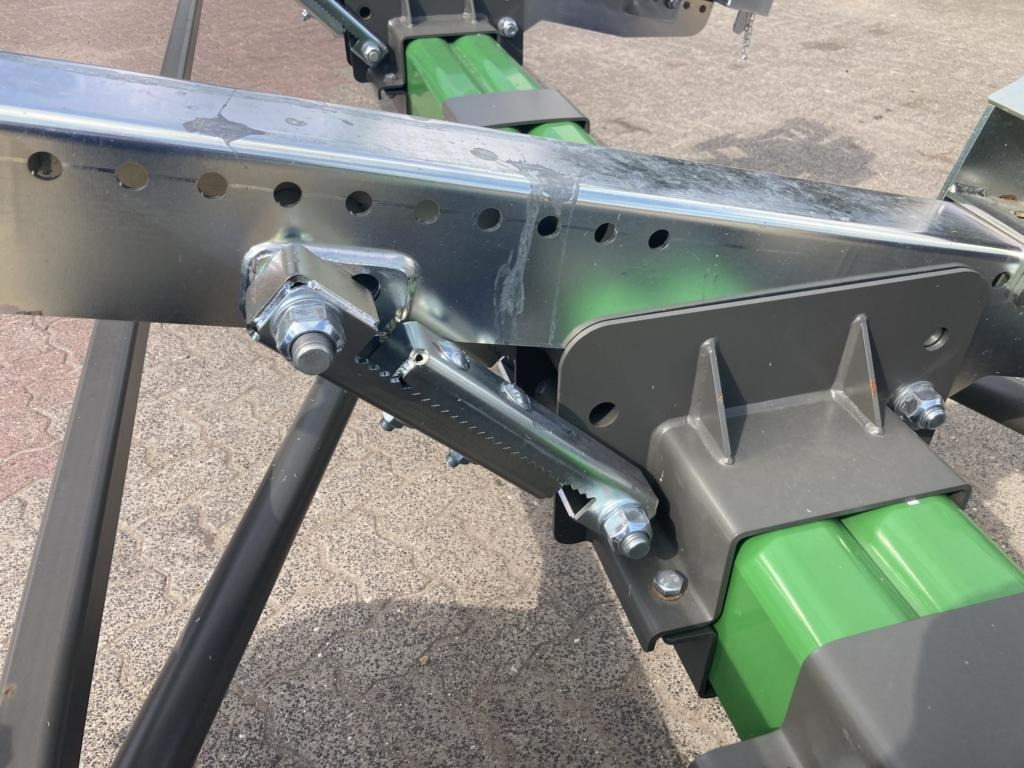 Ziegler 4WT JD HD40X - Kombinovani kombajn: slika 2 Ziegler 4WT JD HD40X - Kombinovani kombajn: slika 2