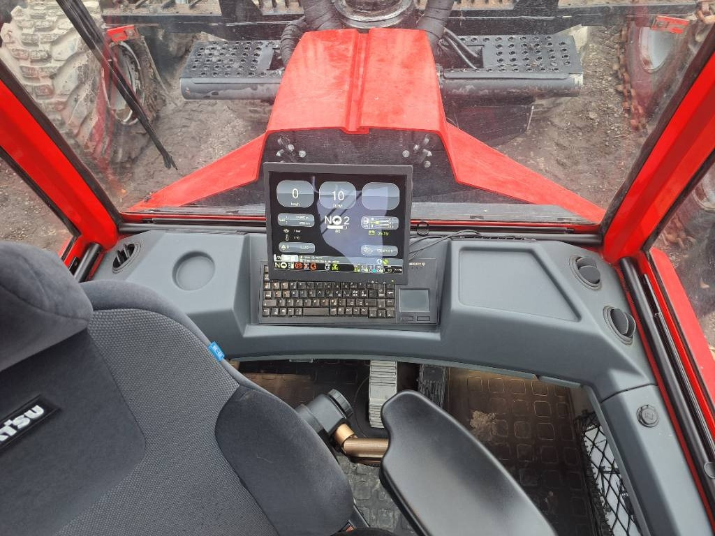 Komatsu 855 - Prevoznik: slika 3 Komatsu 855 - Prevoznik: slika 3