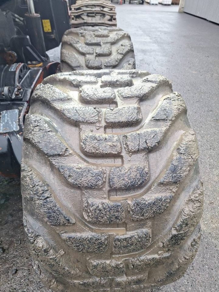 Kombajn za šumarstvo Komatsu 901 XC: slika 13