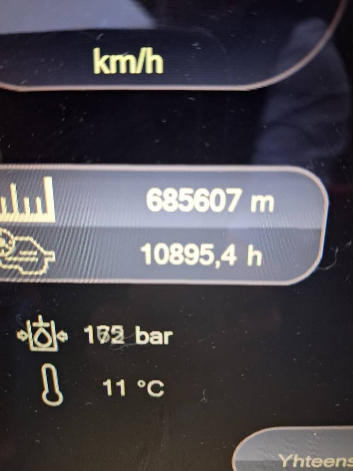 Kombajn za šumarstvo Komatsu 901 XC: slika 10