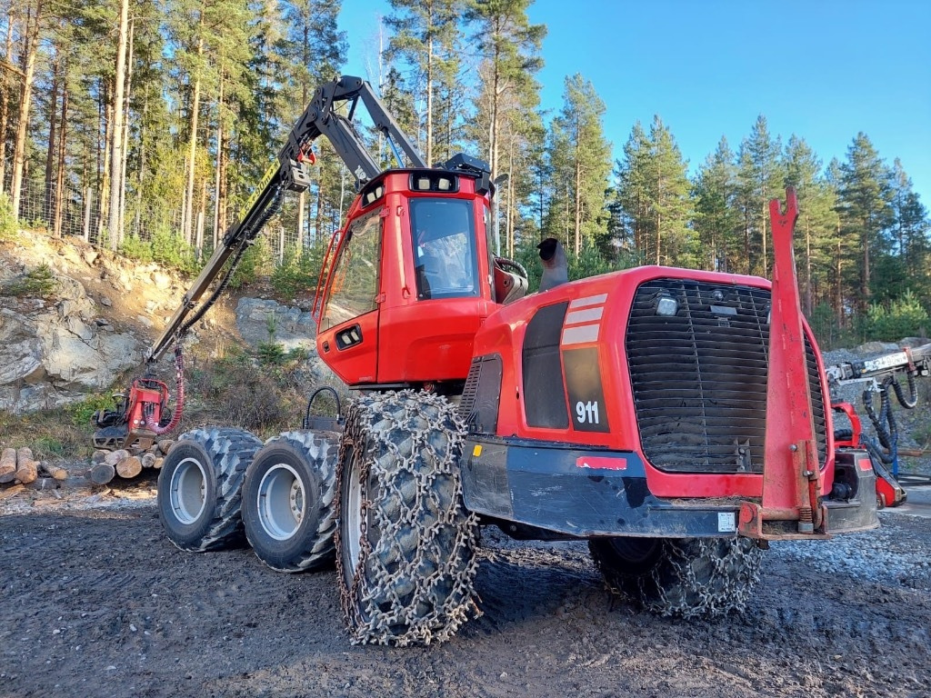 Komatsu 911 - Kombajn za šumarstvo: slika 5 Komatsu 911 - Kombajn za šumarstvo: slika 5