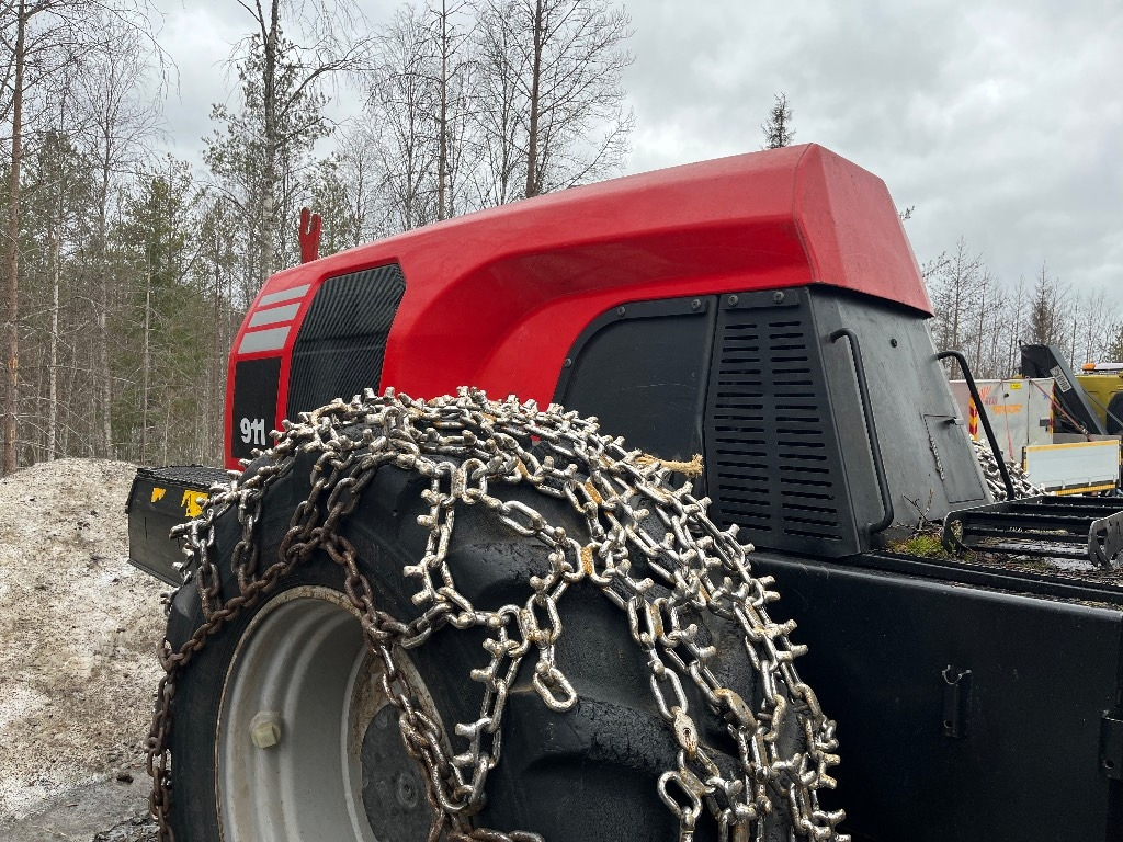 Komatsu 911 - Kombajn za šumarstvo: slika 4 Komatsu 911 - Kombajn za šumarstvo: slika 4