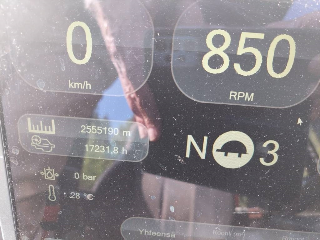 Kombajn za šumarstvo Komatsu 931.1: slika 13