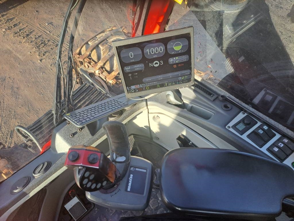 Komatsu 931 - Kombajn za šumarstvo: slika 2 Komatsu 931 - Kombajn za šumarstvo: slika 2