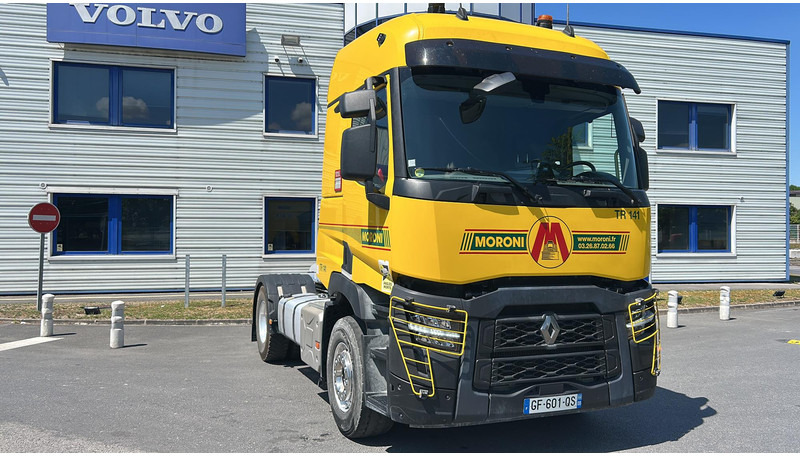Renault C Cab 2.5 - Tegljač: slika 2 Renault C Cab 2.5 - Tegljač: slika 2