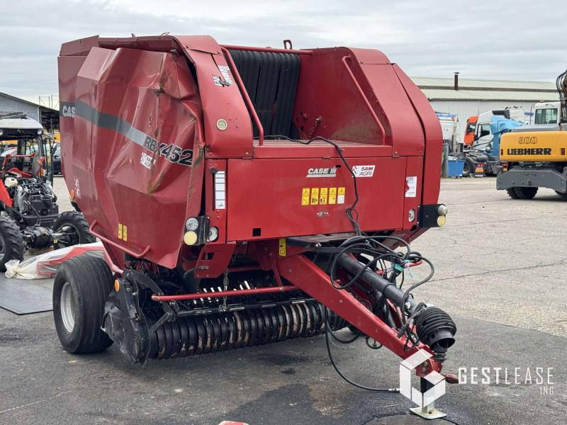 Case IH RBX 452 - Balirka za okrugle bale: slika 4 Case IH RBX 452 - Balirka za okrugle bale: slika 4