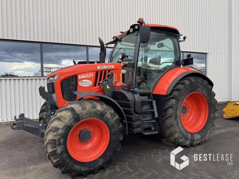 Kubota M6121 - Traktor: slika 1 Kubota M6121 - Traktor: slika 1