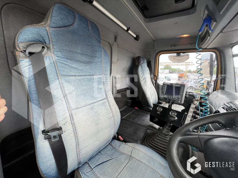 Autočistilica Mercedes AXOR 1833: slika 13