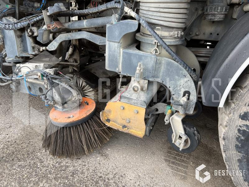 Autočistilica Mercedes AXOR 1833: slika 16