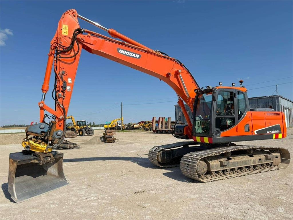 Doosan DX 225 LC ENGCON ROTOTILT TOP - Bager guseničar: slika 1 Doosan DX 225 LC ENGCON ROTOTILT TOP - Bager guseničar: slika 1