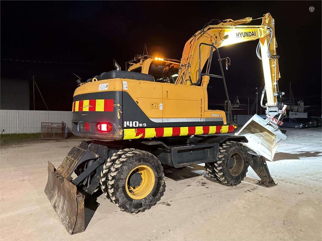 Hyundai Robex 140 W-9 ROTOTILT - Bager točkaš: slika 4 Hyundai Robex 140 W-9 ROTOTILT - Bager točkaš: slika 4