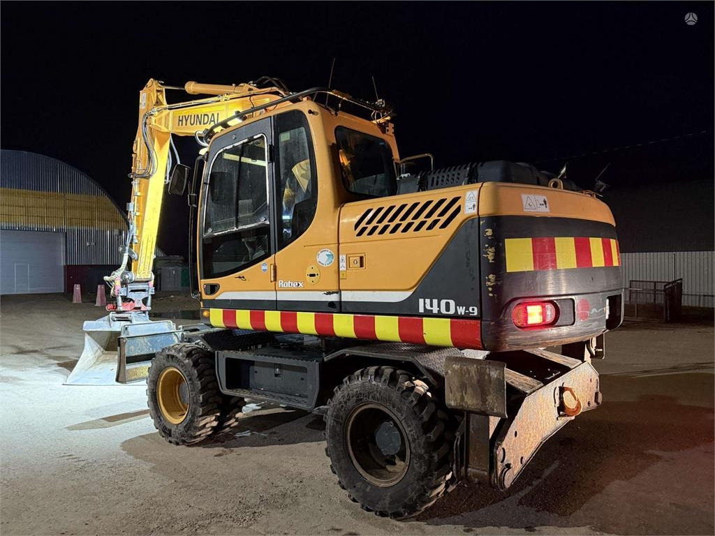 Hyundai Robex 140 W-9 ROTOTILT - Bager točkaš: slika 3 Hyundai Robex 140 W-9 ROTOTILT - Bager točkaš: slika 3