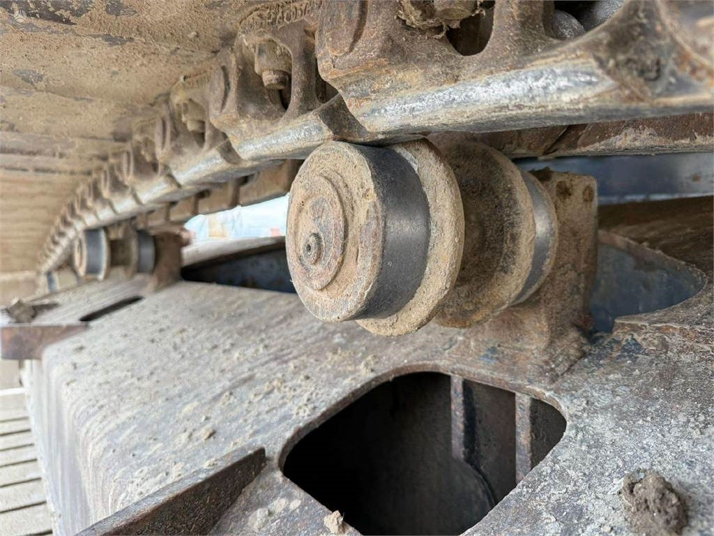 Bager guseničar Komatsu PC 240 LC-10: slika 21