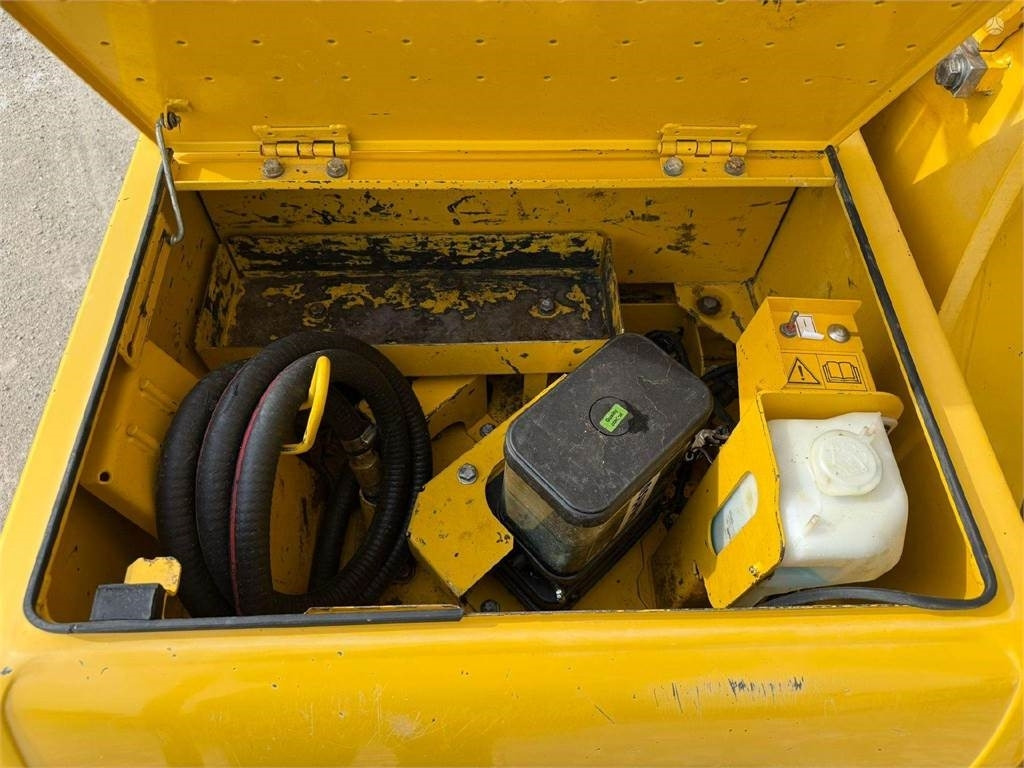 Bager guseničar Komatsu PC 240 LC-10: slika 14