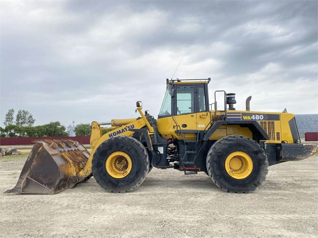Komatsu WA 480-6 - Utovarivač točkaš: slika 4 Komatsu WA 480-6 - Utovarivač točkaš: slika 4