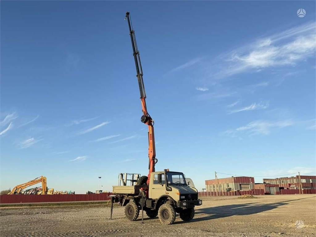 Mercedes-Benz Unimog Palfinger PK 12000 18 m 6.8 t Radio - Kamion sa dizalicom: slika 4 Mercedes-Benz Unimog Palfinger PK 12000 18 m 6.8 t Radio - Kamion sa dizalicom: slika 4