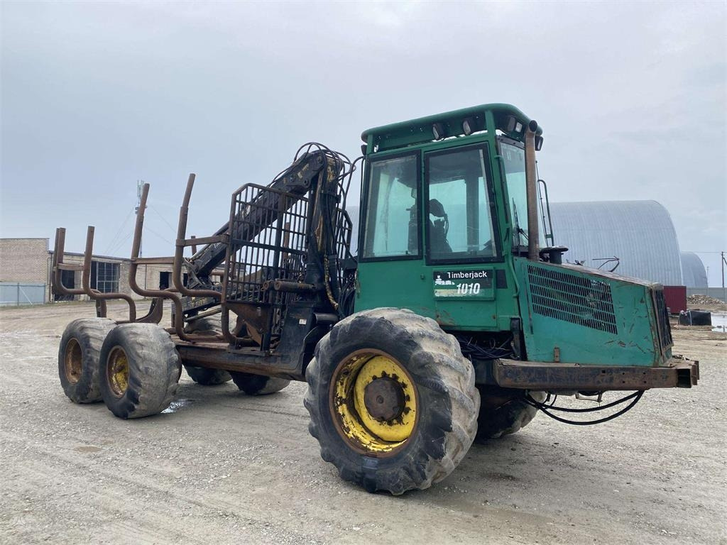 Timberjack 1010 DALIMIS FOR SPARE PARTS - Prevoznik: slika 2 Timberjack 1010 DALIMIS FOR SPARE PARTS - Prevoznik: slika 2