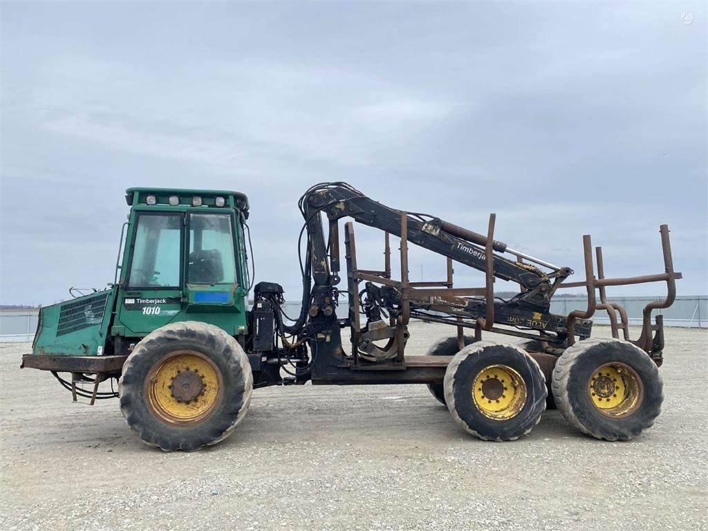 Timberjack 1010 DALIMIS FOR SPARE PARTS O - Prevoznik: slika 3 Timberjack 1010 DALIMIS FOR SPARE PARTS O - Prevoznik: slika 3